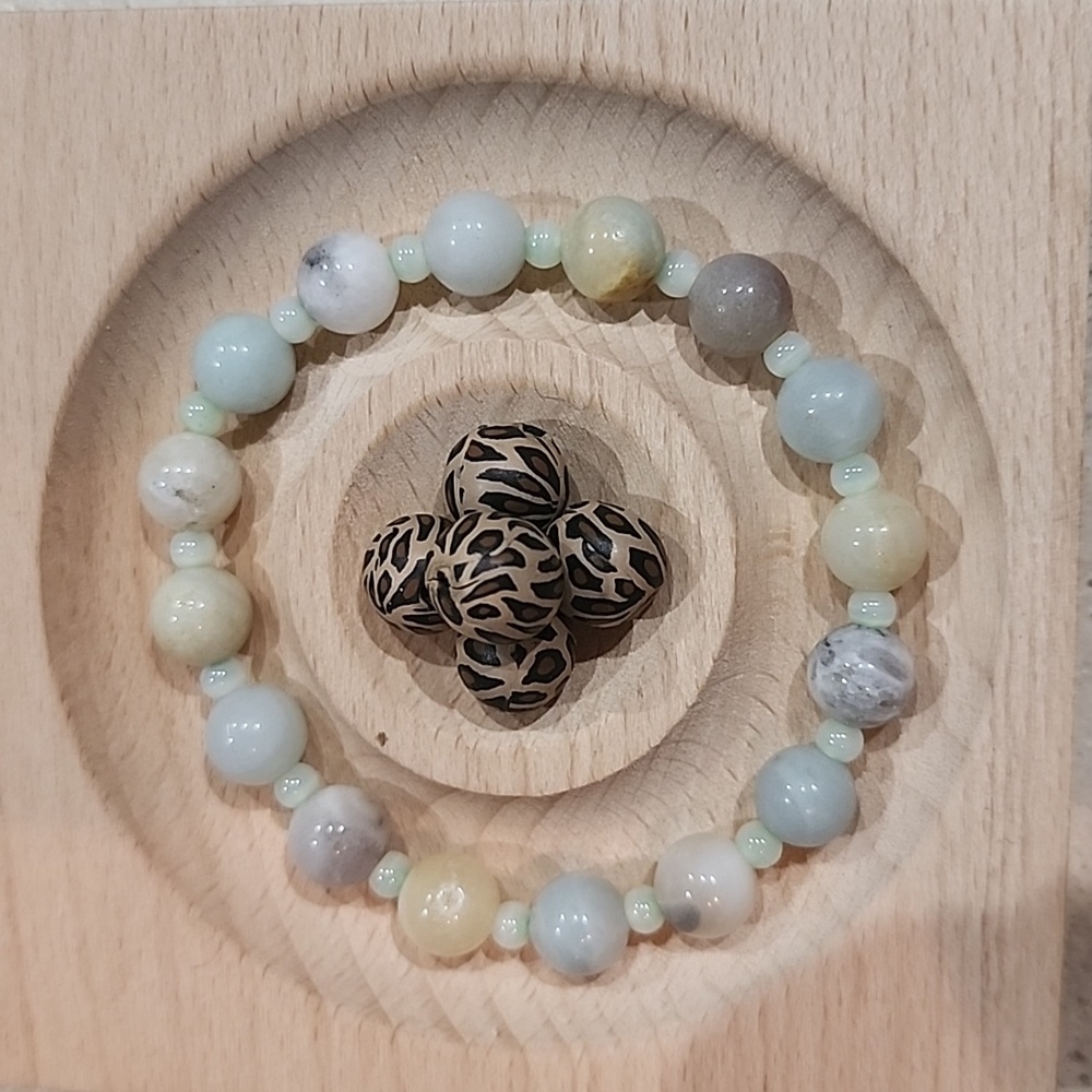 🔥 Natural Rainbow Amazonite Crystal Beads Bracelet 7 in